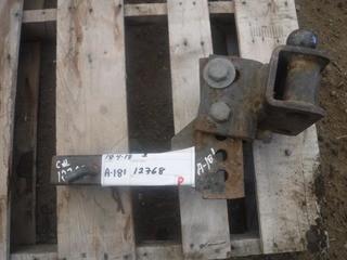 Reese Trailer Hitch Set