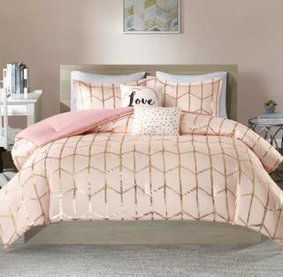 Willa Arlo Interiors Mangesh Comforter Set (WLAO3751_24747094_24747098) - Blush - Twin 