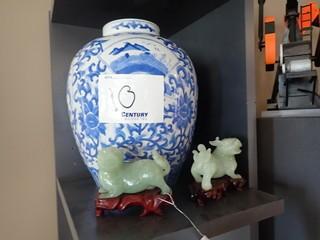 Lot of Oriental Vase and 2 Jade Statues.