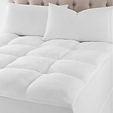 WAMSUTTA(R) 1.5-INCH GUSSET FULL FIBERBED IN WHITE