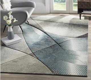 Safavieh - Hollywood - HLW715D - 5'3" x 7'6" 