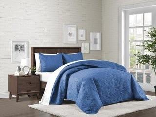 Winston Porter Kate Solid Swirl Design Reversible Quilt Set (WNPR5092_22510065_22510068) - Green - Queen