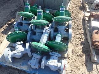 Lot of 7 Fisher D4 2" 1500 RF Control Valves, Fisher D4 2" 600 RF Control Valve and Fisher D4 1" NPT Control Valve. **LOCATED IN STETTLER CENTER OF EAST YARD**