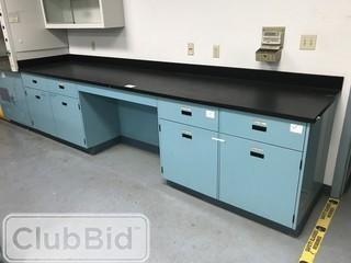 138" X 30" Worktop w/ Metal Cabinets