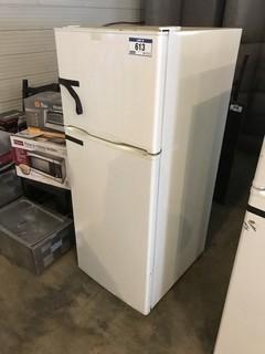 Frigidaire Fridge-Freezer Combo.