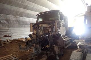 International Paystar T/A Truck Tractor, ROLL OVER, SALVAGE.