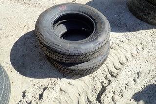 Lot of (2) Trailer Tires ST205/75R15.