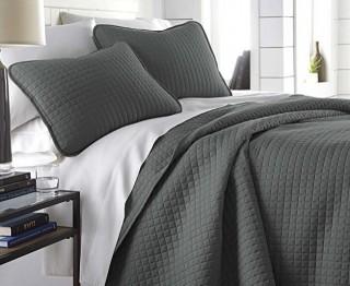 Oversized Solid 3-piece Quilt Set by Southshore Fine Linens - Full /Queen - Dark Grey
