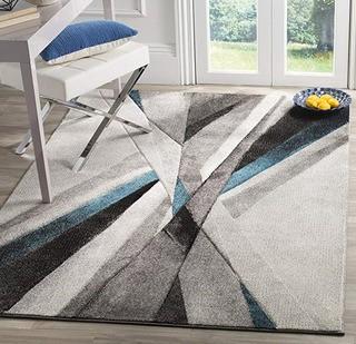 Safavieh - Hollywood - 4' x 6' HLW710D - 