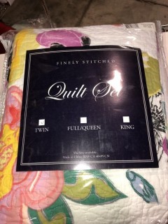 Finely Stitched Twin Quilt Set Floral Multi Color