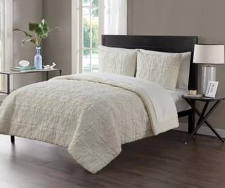 VCNY 7 pcs Comforter Set -Ivory - Iron Gate Embossed - Queen
