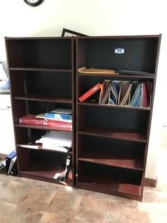 Lot of 2 Bookcases. 