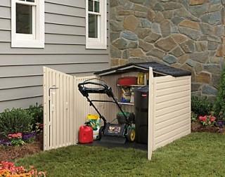 Rubbermaid Slide Lid Storage Shed (1800005) - 4'4" x 4'8"