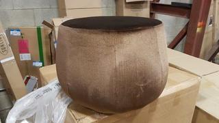 Dura Cupcake Swivel Stool (F5108)