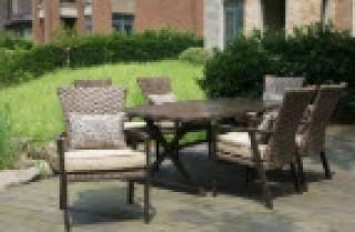 Hampton Bay Thousands Oaks Dining Chairs (1001850546)