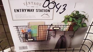 Vintage Entryway Station (1524 VTG WM ENT STN - BRNZ) - 2 pcs