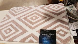 Farah Collection Jacquard Fleece Memory Foam Bath Rug (60381) - 17"x24"