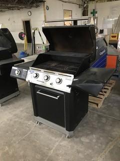 Centro 3900 Propane BBQ