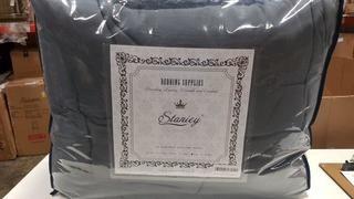 Staniey Comforter Set - King / Grey