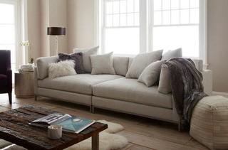 Home by Sean and Catherine Lowe Veda Platnium Raf (VEDA55LX59DX24H)(V100RAFP) - Auro Pol Plata - One Cushion Slight Tear