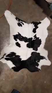 100% Cowhide - 36" x 24"