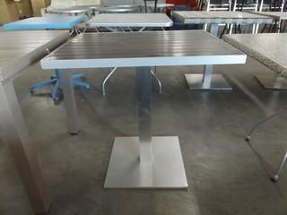 29" x 24" x 30" Patio Table