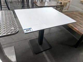 Patio Table 32"x28"x28"