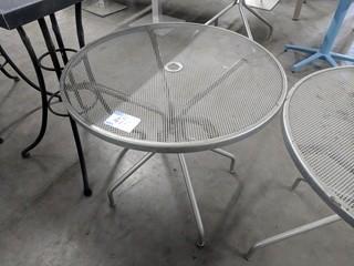 Round Metal Patio Table 31" Dia x 30" Tall