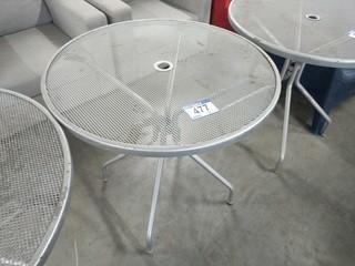 Round Metal Patio Table 31" Dia x 30" Tall