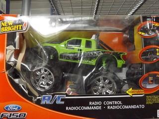 New R/C Bright Ford F150 Monster Truck Radio Control.