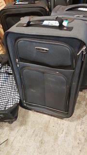 Prodigy 21" Soft Sided - Dk. Grey Pull Along Carry On