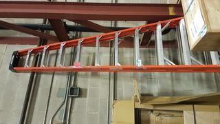 fibreglass Stepladder Grade 1A (300# Load Capacity) - 12 Feet