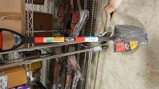 42" Earth Talon Digging shovel w/ "D" Handle (CB10-195)