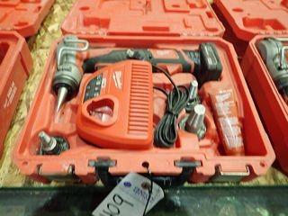 Milwaukee 2432-20 M12 Cordless Propex Expansion Tool w/ Charger and Battery. 