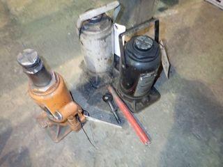 Lot of (2) 20-ton and (1) 12-ton Hydraulic Bottle Jacks. 