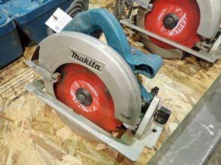 Makita 5007FA 7 1/4" Circular Saw.