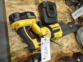 DeWalt 18volt Cordless Reciprocating Saw w/Charger and Battery. 