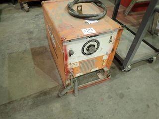 Acklands 250AC/DC Welder.