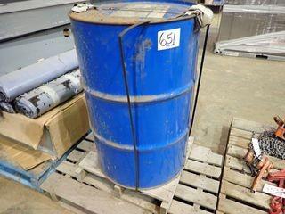 Barrel of Chevron SAE80W RPM Universal Gear Lubricant. 