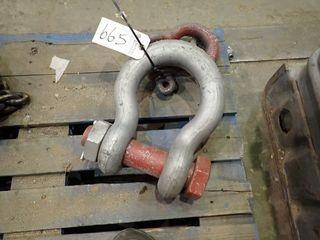 Lot of 35-ton Shackle and 12-ton Shackle. 