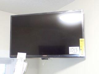 Hitachi HDMI 32" Flatscreen Television w/ Swivel Wall Mount and Remote. **LOCATED IN MODULAR BUILDING, MAIN FLOOR**