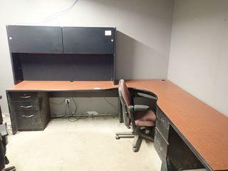 Lot of L-Shaped Desk w/ Stack-on 2 Pedestals and Task Chair. **LOCATED IN SHOP OFFICE**