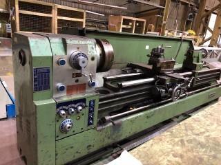 Modern 26126 Manual Lathe. 