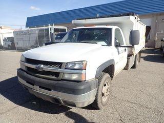 2007 Chevrolet 3500 Single Axle DRW Dump Truck. Gas Engine, Automatic Transmission, Steel Box, Remote, Manual Tarp. Showing 64,331MILES.  VIN 1GBJC34UX7E183984. **WINDSHIELD HAS BEEN REPLACED**