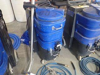 Esteam Ninja Flood Master 150 Portable Extractor w/ Hose and Wand. 