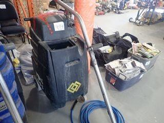 Diamondback Portable Extractor w/Hose and Wand. 