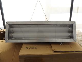 Pallet of Assorted 500w 120V Flood Lights