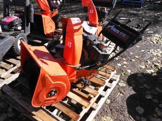Ariens ST8 24 Snow Blower (2') Needs Tires