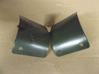 New Grip-Rite Round Wood Post Brackets (2 Boxes Per Lot)