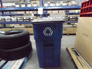 New Rubbermaid Garbage Can Missing One Wheel